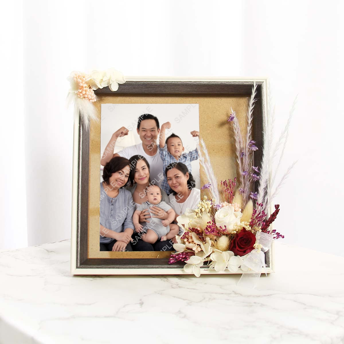 PR2124 Mauve Memories (Preserved flowers photo frame with personalised photo)